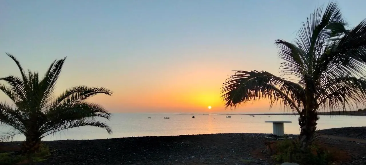 Apartamento Con Encanto En La Playa Frente Al Mar 